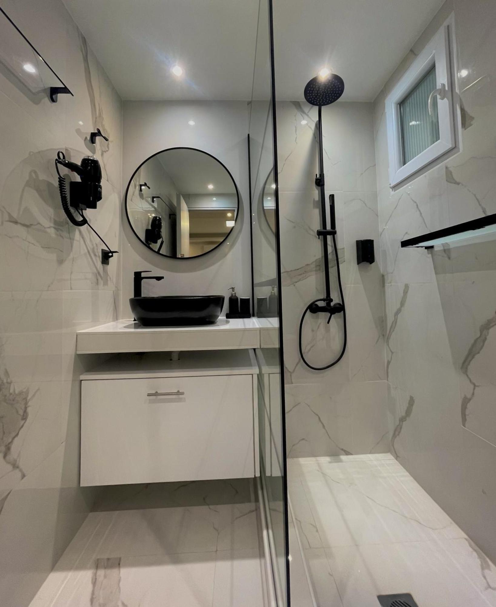 Monastiraki Heart - Luxury